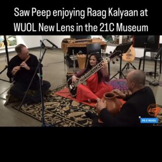 Saw Peep Pan-Asian Ensemble enjoying Raag Kalyaan at WUOL New Lens concert series in the 21C Museum Hotel!
Meena Khan Atif - sitar
Gregory Acker - bansuri
Jon Silpayamanant - ghataam
November 12, 2023
#RaagKalyaan #Kalyaan #Sitar #Bansuri #Ghataam #Louisville #Raag #Raga @gregory.acker @jonsilpayamanant @dr.meena.sitar